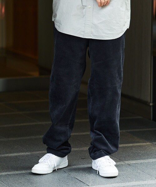 FREAK'S STORE（フリークスストア）の「テーパード スピンドル イージーパンツ/シェフパンツ（チノパンツ・メンズ・グレー系その他/チャコール/ネイビー/ブルー/グリーン/ブラウン系その他/オフホワイト/モスグリーン/ナチュラル/ベージュ/ダークグレー/キャメル/グレー/ブラウン・MEDIUM/SMALL/LARGE）」の4枚目の写真