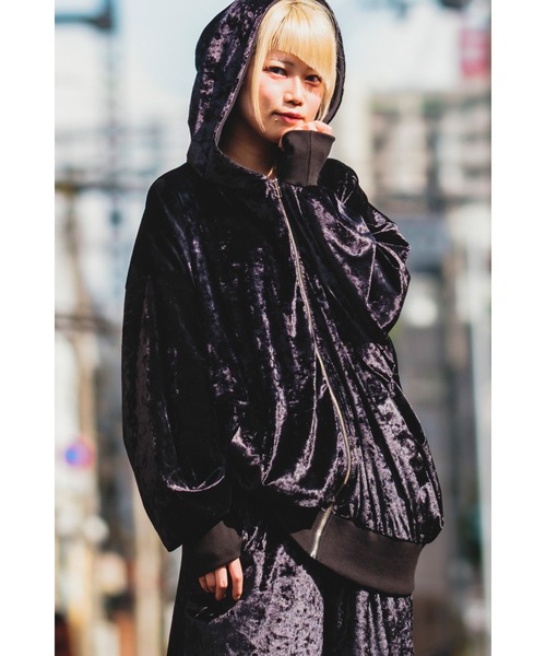 ankoROCK(アンコロック)の「ベロアパーカー -オーバーサイズ-(パーカー・メンズ・A・ONE SIZE)」の7枚目の写真