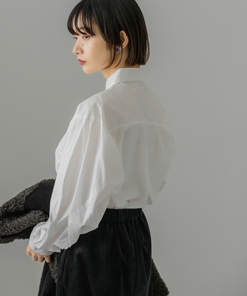 KBF（ケイビーエフ）の「立体スリーブシャツ（シャツ/ブラウス・レディース・ホワイト/ブルー/ネイビー・ONE）」の8枚目の写真