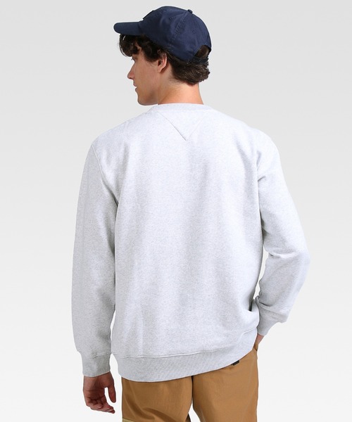 tommy jeans（トミー ジーンズ）の「リラックスカレッジスウェットシャツ（スウェット・メンズ・ライトグレー/ブラック/ベージュ・SMALL/MEDIUM/LARGE/X-LARGE/X-SMALL）」の4枚目の写真