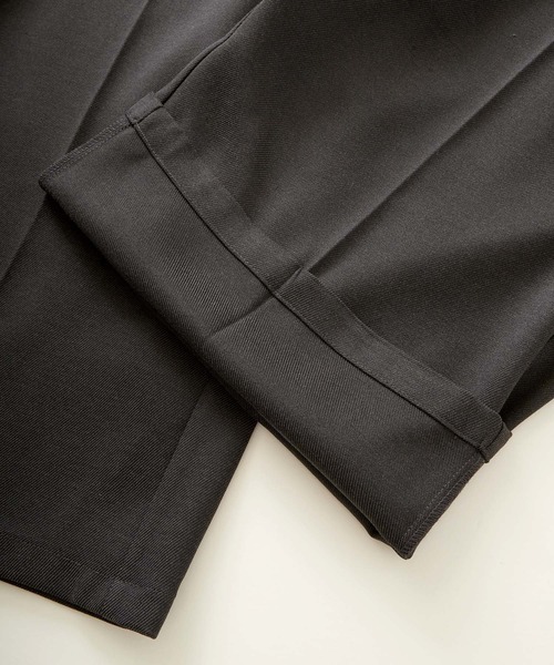 EMMA CLOTHES（エマクローズ）の「TRカルゼ ストレート 1タック センタープレス ワイドパンツ EMMA CLOTHES（スラックス・メンズ・グレー系/キャメル/ダークグリーン/アイボリー/オリーブ・S/M/L）」の13枚目の写真