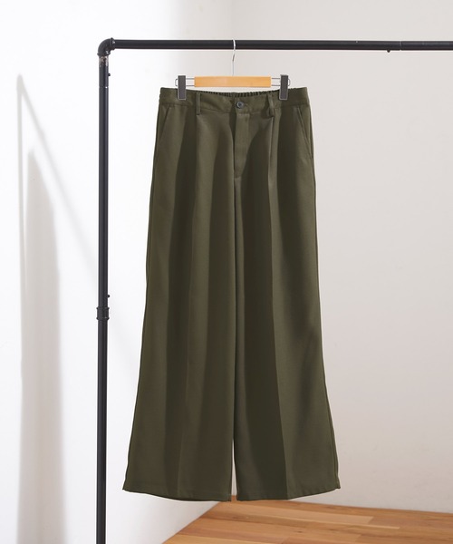 EMMA CLOTHES（エマクローズ）の「TRカルゼ ストレート 1タック センタープレス ワイドパンツ EMMA CLOTHES（スラックス・メンズ・グレー系/キャメル/ダークグリーン/アイボリー/オリーブ・S/M/L）」の17枚目の写真