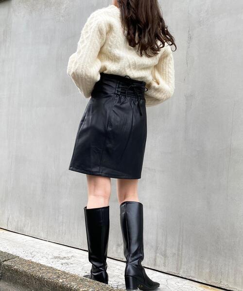 INGNI（イング）の「BACKレースUPフェイクレザーミニスカート（スカート・レディース・ブラウン/ブラック/アイボリー・FREE）」の13枚目の写真