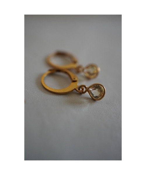 tone(トーン)の「【Agaro】No.231 天然石 一粒 シンプル サージカルステンレス(MA)(ピアス(両耳用)・レディース・グレー/クリア/ピンク/レッド/パープル/イエロー/グリーン/ブルー/オレンジ/その他1/ブラック/その他2/ピンク系1・FREE)」の6枚目の写真