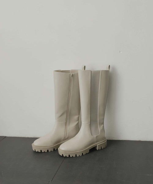 SENSE OF PLACE by URBAN RESEARCH(センスオブプレイスバイアーバンリサーチ)の「トラックソールサイドゴアロングブーツ(ブーツ・レディース・ブラック/アイボリー・SMALL/MEDIUM/LARGE)」の14枚目の写真