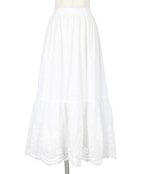 coca（coca）（コカ）の「コットンフラワー柄裾刺繍スカート（スカート・レディース・ホワイト・SHORT/LONG）」の9枚目の写真