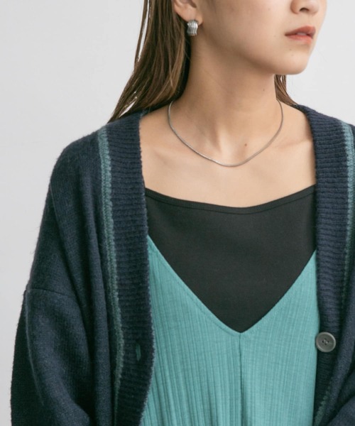 KBF（ケイビーエフ）の「カップ付きキャミソール（キャミソール・レディース・ダークブラウン/オフホワイト/ブラック・ONE）」の4枚目の写真