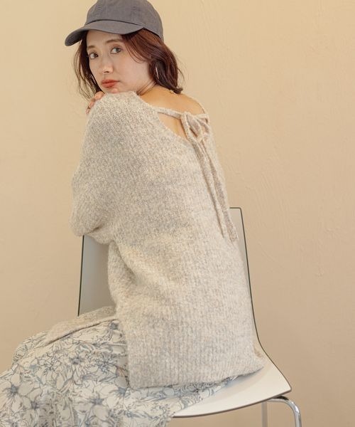 mysty woman(ミスティウーマン)の「メランジバックリボンニット 180171(ニット/セーター・レディース・パープル/ライトグリーン/アイボリー・FREE)」の4枚目の写真