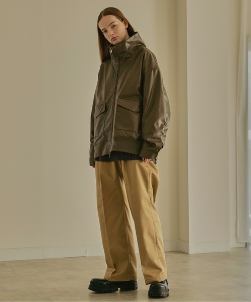 COLIN（コリン）の「COLIN:Benjamin FAKE LEATHER HI-NECK BLOUSON / Benjamin フェイクレザー スタンド ハイネック ブルゾン（ライダースジャケット・メンズ・モカ/グリーン/ブラック・L/M）」の15枚目の写真