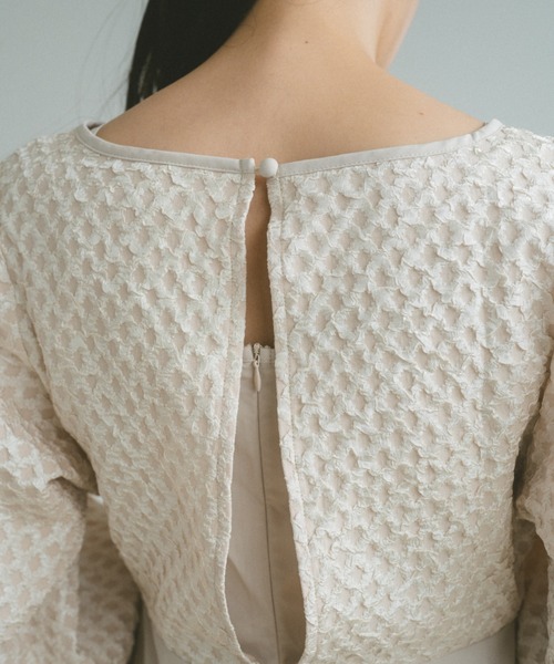 VANNIE U（ヴァニーユー）の「アーチウエストジャガードワンピース（ワンピース・レディース・ブルー/アイボリー/ブラック/ブラウン・FREE）」の15枚目の写真