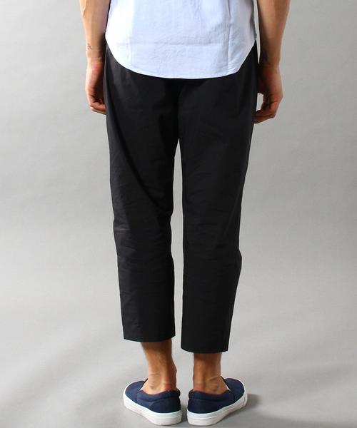 BEAUTY&YOUTH UNITED ARROWS（ビューティーアンドユースユナイテッドアローズ）の「【WEB限定】by タイプライター クロップドパンツ◆（その他パンツ・メンズ・ブラック/ベージュ/ネイビー・SMALL/MEDIUM/LARGE）」の6枚目の写真