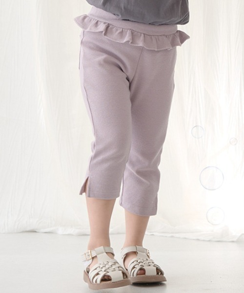 Lycee mine(リセマイン)の「【エニウェアシリーズ】サイドスリット7分丈カプリパンツ(その他パンツ・キッズ・ミント/ブラック/ピンク/アイボリー/サックスブルー系/ラベンダー/ベージュ・100cm/110cm/120cm/130cm/140cm)」の6枚目の写真