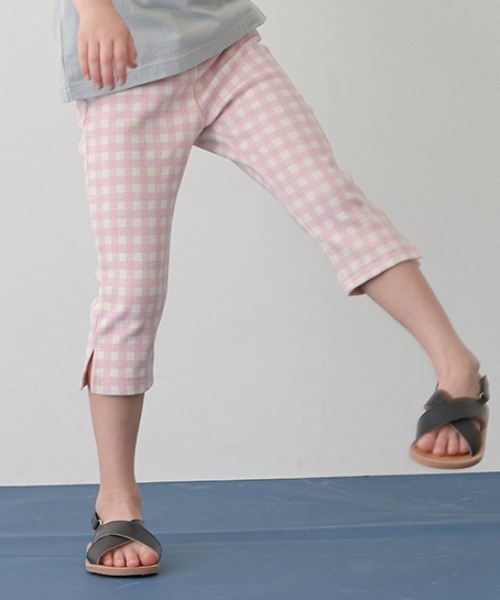 Lycee mine(リセマイン)の「【エニウェアシリーズ】サイドスリット7分丈カプリパンツ(その他パンツ・キッズ・ミント/ブラック/ピンク/アイボリー/サックスブルー系/ラベンダー/ベージュ・100cm/110cm/120cm/130cm/140cm)」の16枚目の写真