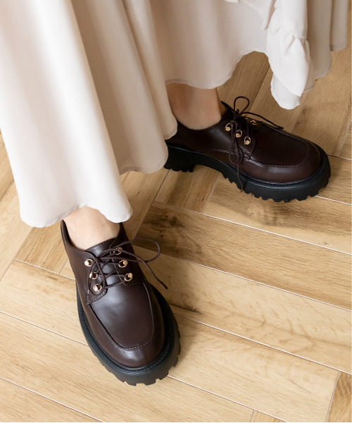 RANDA(ランダ)の「ボリュームソールレースアップシューズ(ドレスシューズ・レディース・ブラック/ダークブラウン/アイボリー・S/M/L/LL)」の6枚目の写真