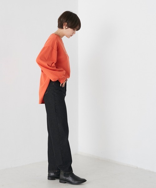 OMNES（オムネス）の「リブボリューム袖プルオーバー長袖（その他トップス・レディース・オレンジ/ホワイト系その他/アイボリー/ブラック/オリーブ・FREE）」の14枚目の写真