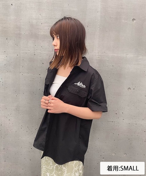 ADIRA（アディラ）の「T/Cワークシャツ（シャツ/ブラウス・レディース・ホワイト/ブラック・SMALL）」の2枚目の写真