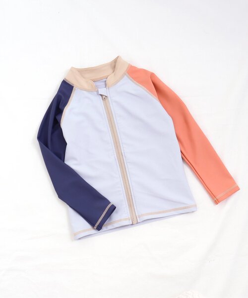 apres les cours(アプレレクール)の「【UVカット】バイカラー・ラッシュガード(ラッシュガード・キッズ・アイボリー/サックスブルー・100/130/90/110/80/140/120)」の20枚目の写真