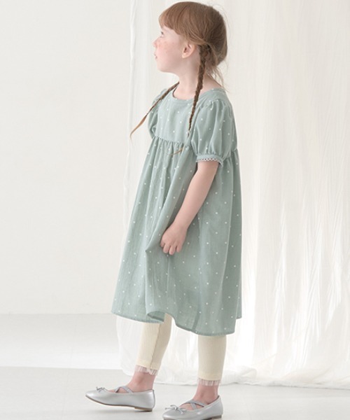 Lycee mine(リセマイン)の「コットンふりふりワンピース(シャツワンピース・キッズ・ベージュ/ブラック/イエロー/エメラルド・110cm/100cm/130cm/140cm/150cm/120cm)」の12枚目の写真