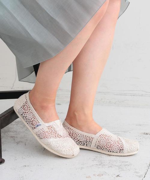 TOMS トムス レザーフラットシューズ W6(23cm) ブラック TOMS（トムス）の「BYBC TOMS Crochet CLASSICS レース シューズ