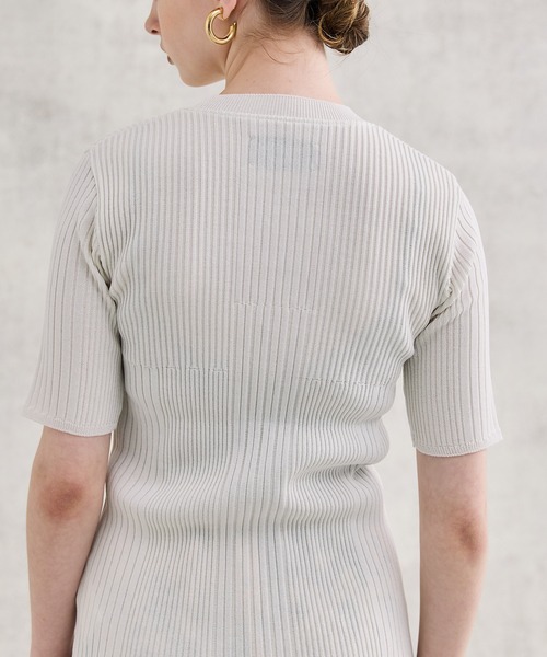 UNITED TOKYO（ユナイテッドトウキョウ）の「タクトリブサマーニット-ウォッシャブル/速乾-（ニット/セーター・レディース・その他2/ブラック/ブルー/アイボリー・FREE）」の10枚目の写真