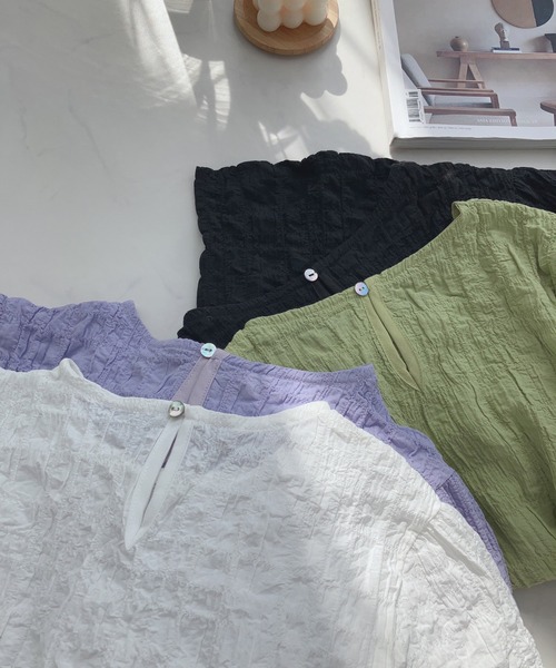 AS KNOW AS plus（アズノゥアズプラス）の「〇ボリュームスリーブ ぽこぽこ半袖プルオーバー（Tシャツ/カットソー・レディース・グリーン/オフホワイト/ブラック/パープル・FREE）」の14枚目の写真