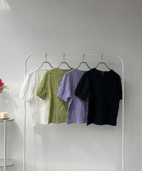 AS KNOW AS plus（アズノゥアズプラス）の「〇ボリュームスリーブ ぽこぽこ半袖プルオーバー（Tシャツ/カットソー・レディース・グリーン/オフホワイト/ブラック/パープル・FREE）」の18枚目の写真