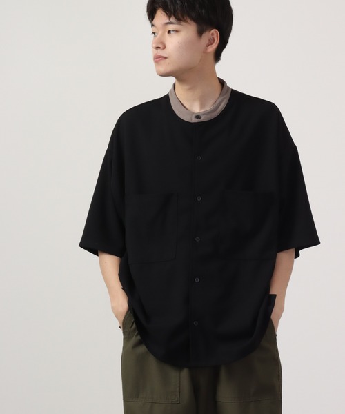 Bling Leads(ブリングリーズ)の「梨地BIG5分袖バンドカラーシャツ(シャツ/ブラウス・メンズ・ブルー系その他/ホワイト/ブラック/グレイッシュベージュ/グレー系その他/ブルー/ブラック系その他・M/L)」の14枚目の写真