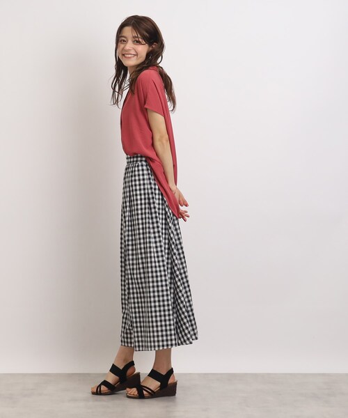 SHOO・LA・RUE（シューラルー）の「◆【接触冷感/セットアップ可/イージーケア】着こなし自在！前開きシャツ（シャツ/ブラウス・レディース・オフホワイト/ネイビー/ベージュ/ピンク系/ダークグリーン/ブルー・00）」の7枚目の写真