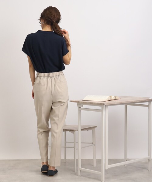 SHOO・LA・RUE（シューラルー）の「◆【接触冷感/セットアップ可/イージーケア】着こなし自在！前開きシャツ（シャツ/ブラウス・レディース・オフホワイト/ネイビー/ベージュ/ピンク系/ダークグリーン/ブルー・00）」の20枚目の写真