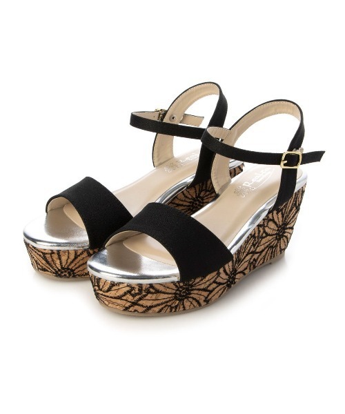 Realta（レアルタ）の「Realta(レアルタ)花柄刺入り厚底ウェッジストラップサンダル（サンダル・レディース・レッド/ピンク/ブラック・M/S/LL/L）」の6枚目の写真