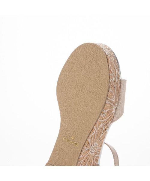 Realta（レアルタ）の「Realta(レアルタ)花柄刺入り厚底ウェッジストラップサンダル（サンダル・レディース・レッド/ピンク/ブラック・M/S/LL/L）」の21枚目の写真