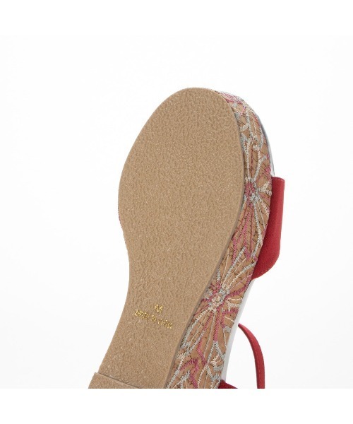 Realta（レアルタ）の「Realta(レアルタ)花柄刺入り厚底ウェッジストラップサンダル（サンダル・レディース・レッド/ピンク/ブラック・M/S/LL/L）」の22枚目の写真