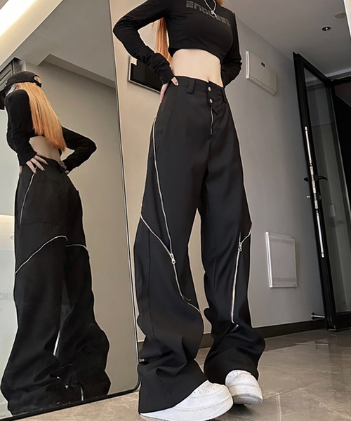 Anchor Smith（アンカー スミス）の「ジップデザインルーズフレア