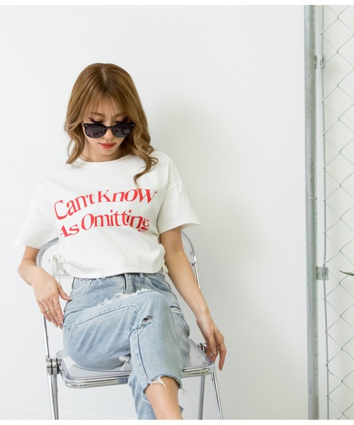 LATINA（ラティーナ）の「サイドシャーリングロゴプリントTシャツ（Tシャツ/カットソー・レディース・ホワイト/ブラック・FREE）」の13枚目の写真