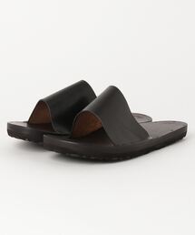 JUTTA NEUMANN（ユッタ ヌーマン）の「Jutta Neumann / ユッタ ニューマン：SIMONE- ROUND TOE：SIMONE[MUS]（サンダル・メンズ）」