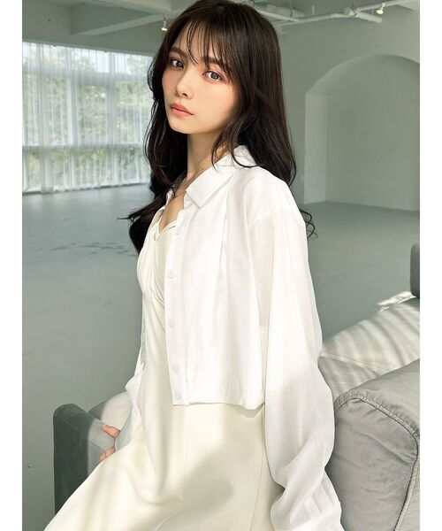 RESEXXY（リゼクシー）の「バルーンヘムクロップドシャツ（シャツ/ブラウス・レディース・ブルー/ブラック/ホワイト・FREE）」の7枚目の写真