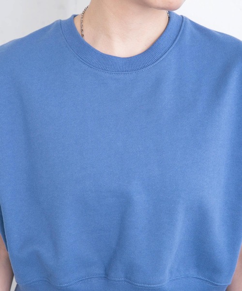 KBF（ケイビーエフ）の「ショルダータックコンパクトスウェット（スウェット・レディース・グレー/オフホワイト/ブルー・ONE）」の8枚目の写真