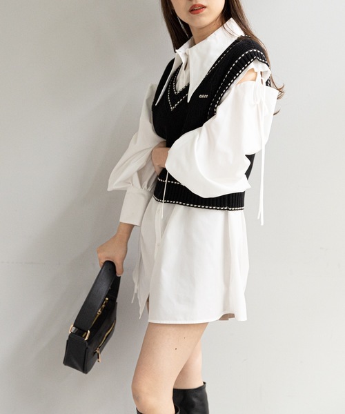 Chico(チコ)の「バイカラーニットベスト(ベスト・レディース・アイボリー/ブラック/ダークグレー・FREE)」の14枚目の写真