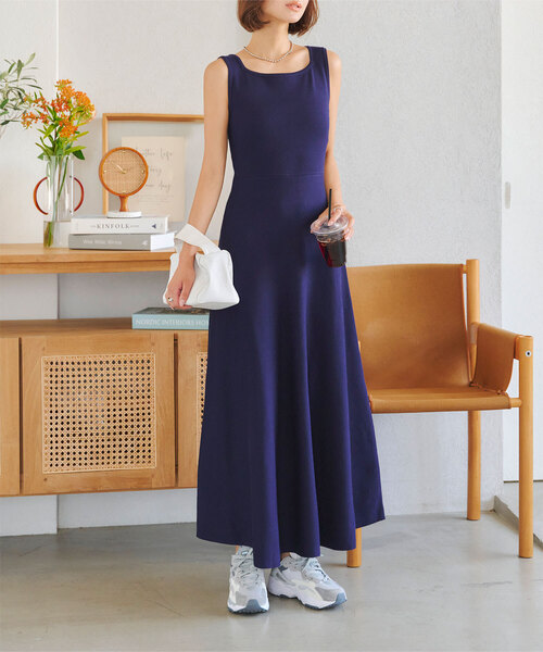 新品タグ付き【Reneルネ】ウォッシャブル晩夏フィット＆フレアワンピース38 新品タグ付き【Reneルネ】ウォッシャブル晩夏フィット＆フレア