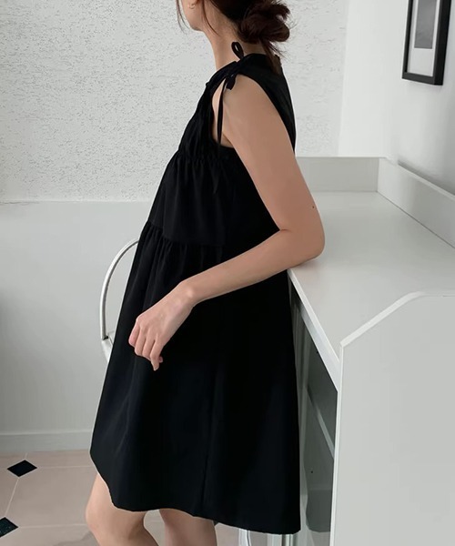 gossip!ロサンゼルス(ゴシップロサンゼルス)の「YUGA ラウンドネック リボンノースリーブ ワンピース(ワンピース・レディース・ホワイト/ブラック・FREE)」の16枚目の写真