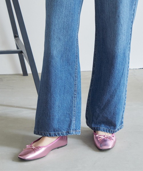 titivate(ティティベイト)の「ストレートデニムパンツ(デニムパンツ・レディース・ブルー/ライトブルー/インディゴブルー・S/M/L)」の14枚目の写真