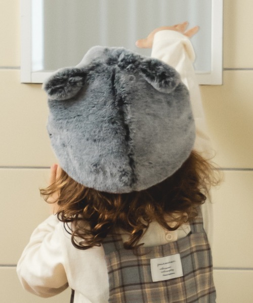 pairmanon（ペアマノン）の「フェイクファー アニマル 耳付き 帽子（ハット・キッズ・ブラック/グレー・FREE）」の3枚目の写真