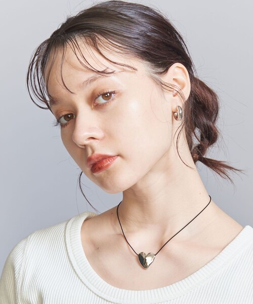 BEAUTY&YOUTH UNITED ARROWS（ビューティーアンドユースユナイテッドアローズ）の「3D ハート ストリング ネックレス（ネックレス・レディース・シルバー・FREE）」の8枚目の写真