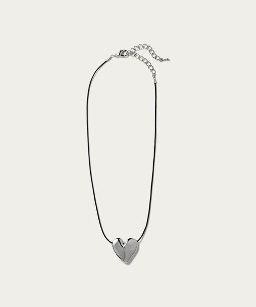 BEAUTY&YOUTH UNITED ARROWS（ビューティーアンドユースユナイテッドアローズ）の「3D ハート ストリング ネックレス（ネックレス・レディース・シルバー・FREE）」の12枚目の写真