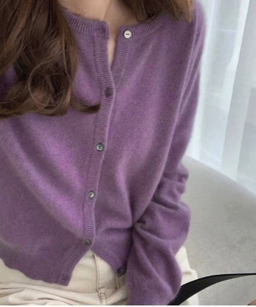 sorule（ソルレ）の「ベーシックニットカーディガン（ニット/セーター・レディース・ベージュ/イエロー/グレー/ブラック/パープル/レッド・FREE）」の4枚目の写真