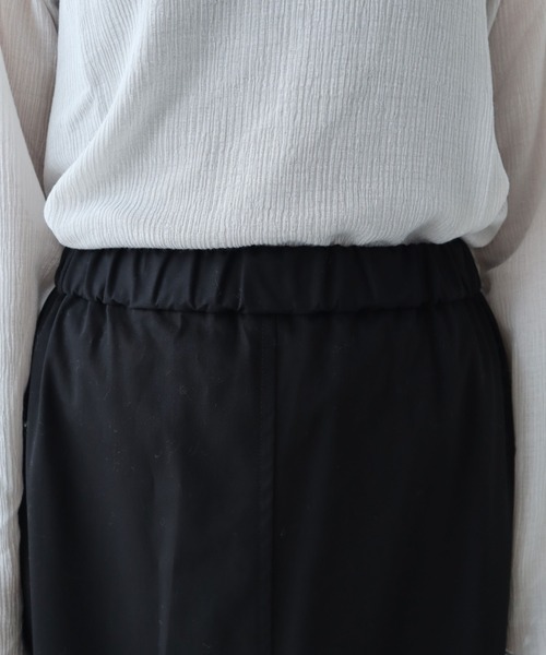 yuni（ユニ　）の「強撚ラチネ　Iラインスカート（スカート・レディース・ブラック/ベージュ・FREE）」の14枚目の写真
