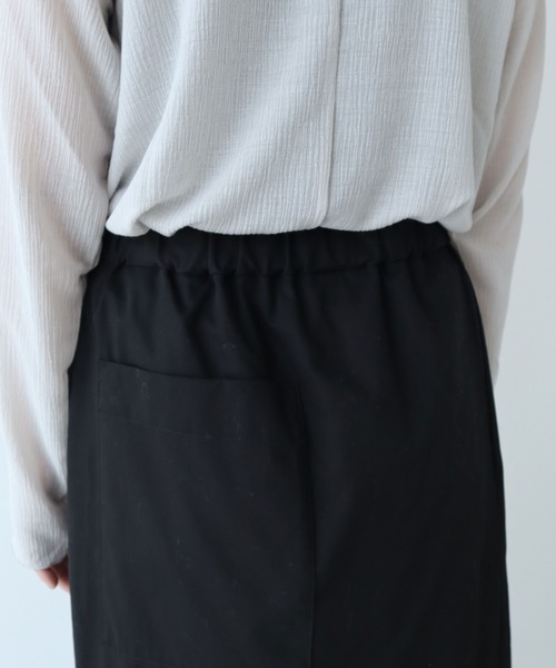 yuni（ユニ　）の「強撚ラチネ　Iラインスカート（スカート・レディース・ブラック/ベージュ・FREE）」の15枚目の写真