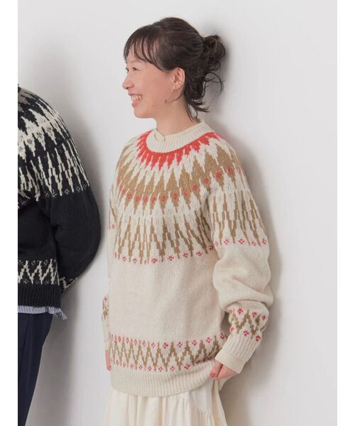 CRAFT STANDARD BOUTIQUE(クラフトスタンダードブティック)の「【男女兼用】求心柄ブラッシングニット(ニット/セーター・レディース・アイボリー/カーキ/ダークベージュ/ブラック・L/XL/M)」の7枚目の写真