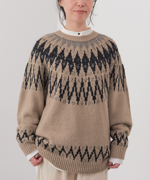 CRAFT STANDARD BOUTIQUE(クラフトスタンダードブティック)の「【男女兼用】求心柄ブラッシングニット(ニット/セーター・レディース・アイボリー/カーキ/ダークベージュ/ブラック・L/XL/M)」の4枚目の写真