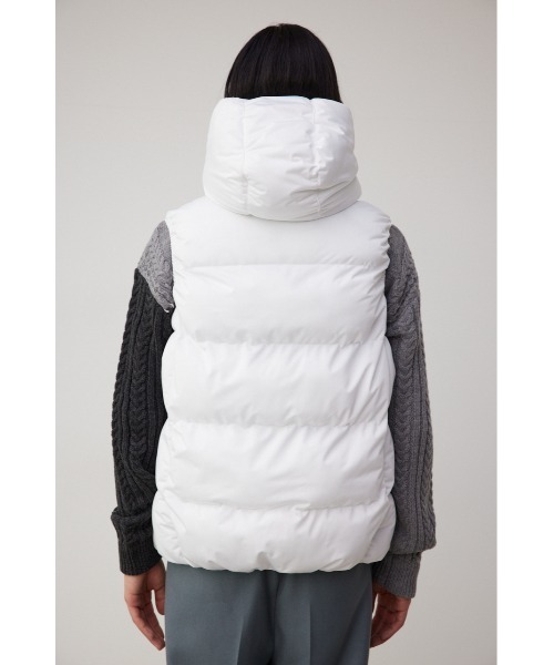 AZUL by moussy（アズールバイマウジー）の「B-HEATオーウェンストレッチ中綿ベスト（ダウンベスト・メンズ・杢グレー/ブラック/ホワイト・SMALL/MEDIUM/LARGE）」の5枚目の写真